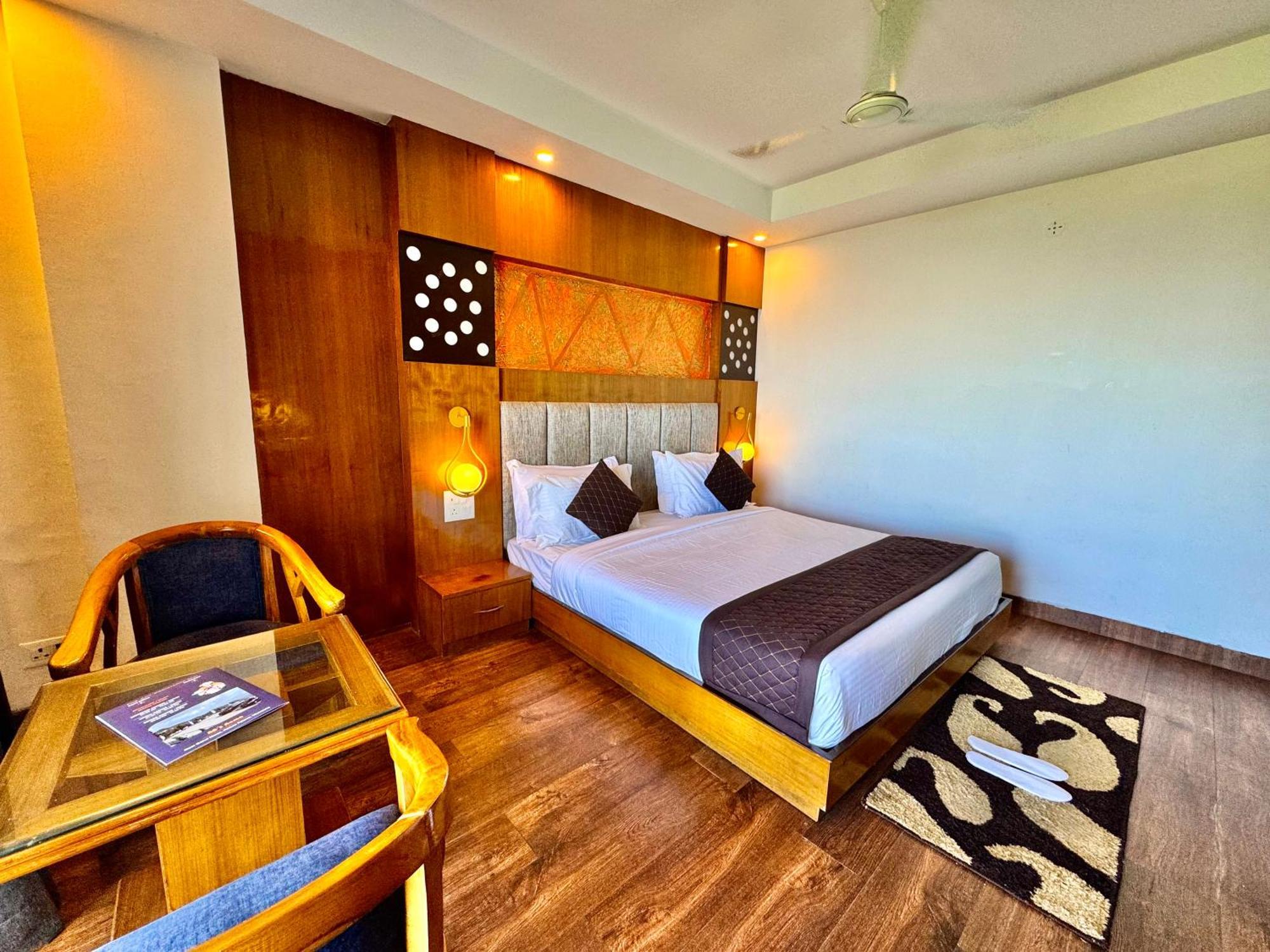 Ab'S Abode-A Boutique Hotel Mussoorie Exteriér fotografie